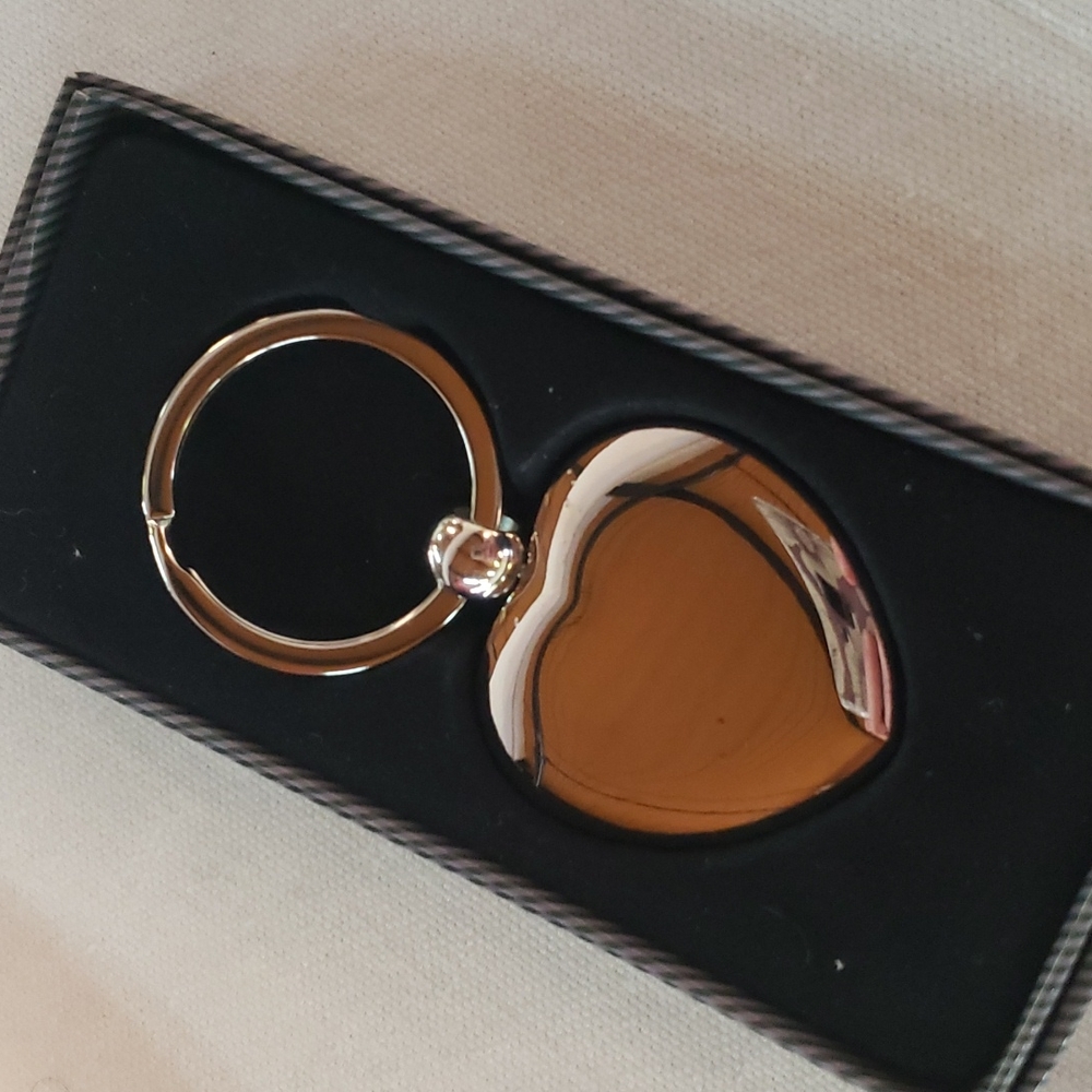 Key chain - Picture 2 of 2